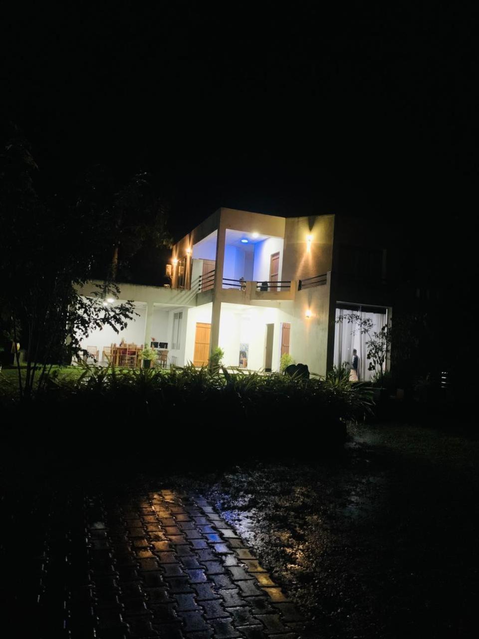 Cassia Udawalawe Hotel Luaran gambar