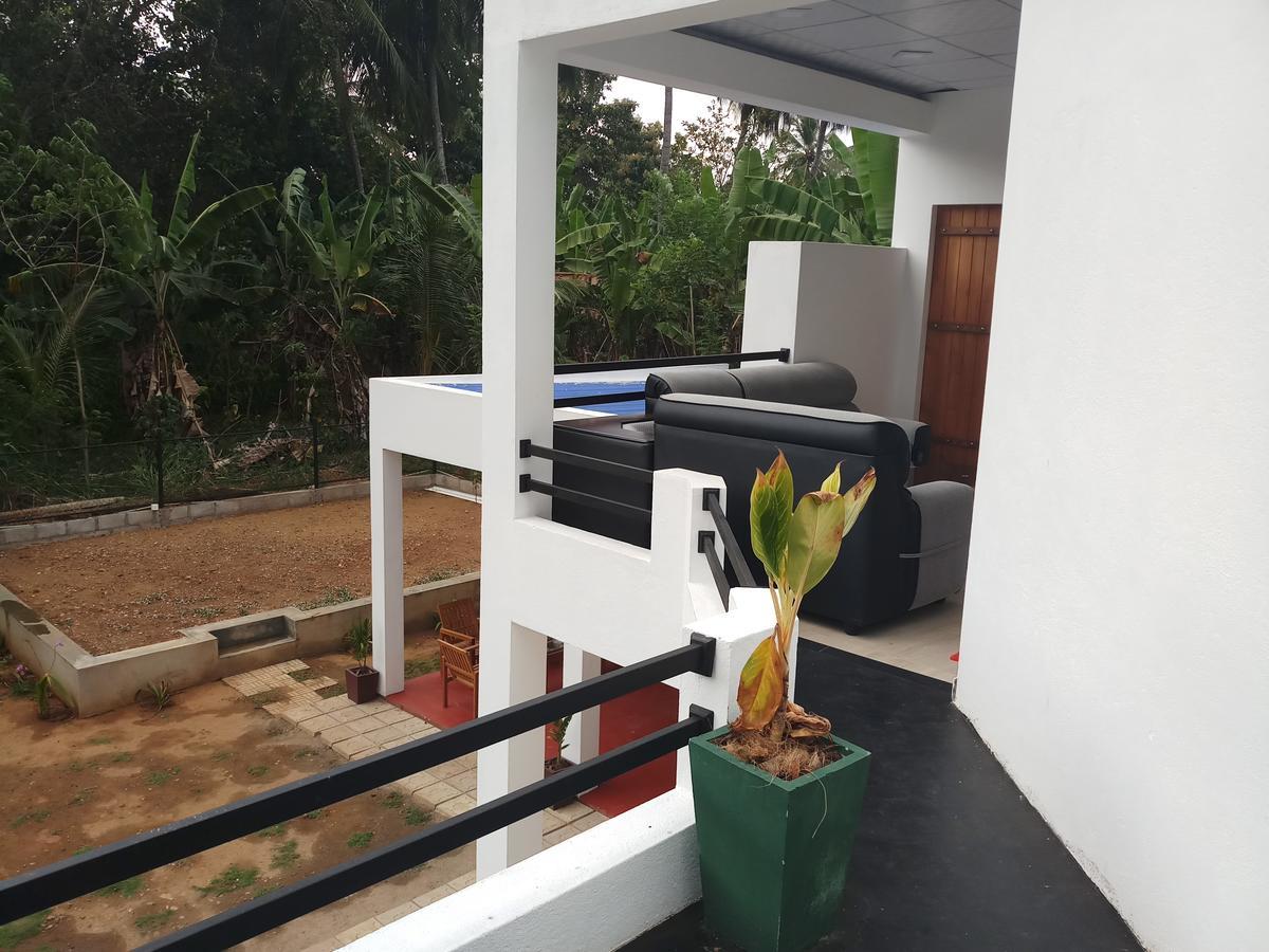 Cassia Udawalawe Hotel Luaran gambar