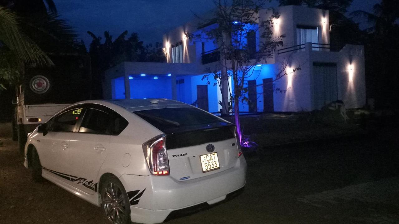 Cassia Udawalawe Hotel Luaran gambar