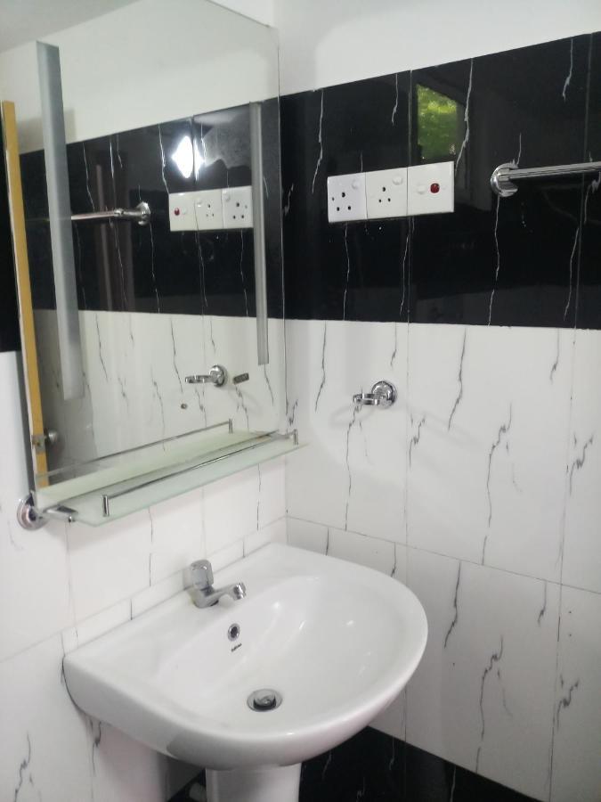 Cassia Udawalawe Hotel Luaran gambar